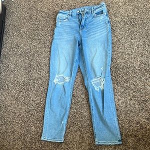 American Eagle ripped Mom Jeans